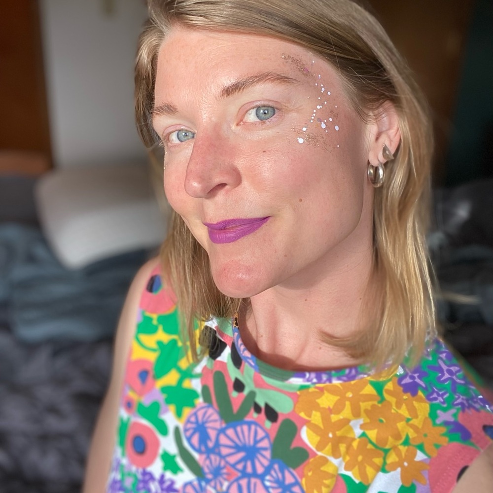 Meet your Posher, Rebecca